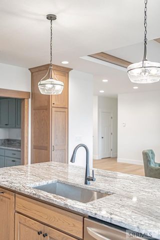 601 Sequoia Ct, Shelley, ID 83274