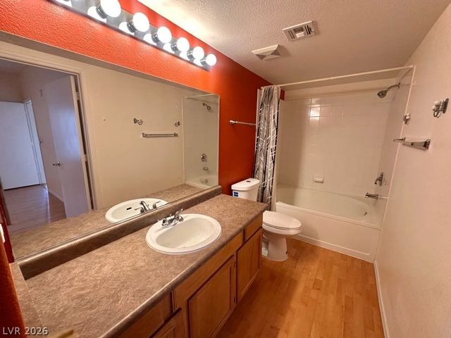 7255 West Sunset Road 1027, Las Vegas, NV 89113