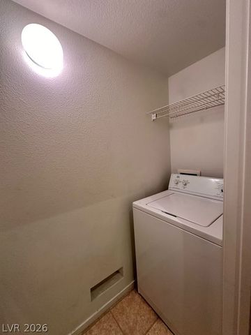 7255 West Sunset Road 1027, Las Vegas, NV 89113