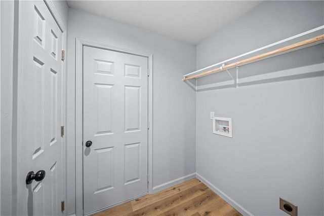 520 W Hunter Street, Nevada, MO 64772