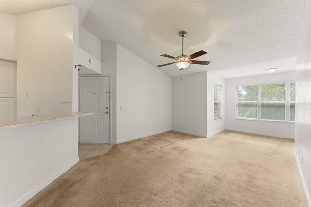 4532 COMMANDER DRIVE 2133, Orlando, FL 32822