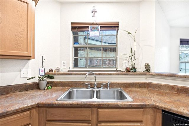 9918 Amberg Path, Helotes, TX 78023