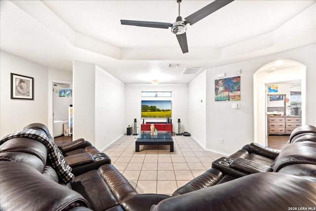 9918 Amberg Path, Helotes, TX 78023