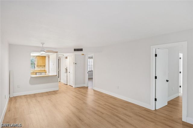 499 Forest Lakes BLVD 305, Naples, FL 34105