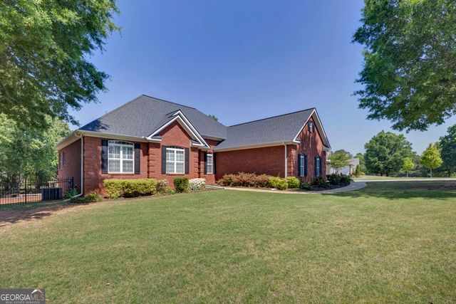 135 Rose Creek Drive, Covington, GA 30014