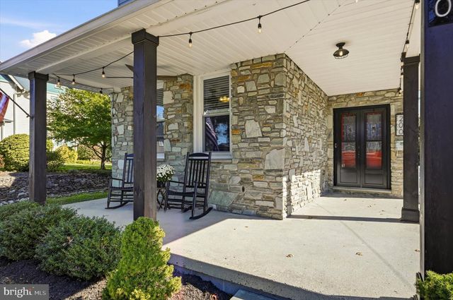 200 N SYLVANIA AVE, Jenkintown, PA 19046