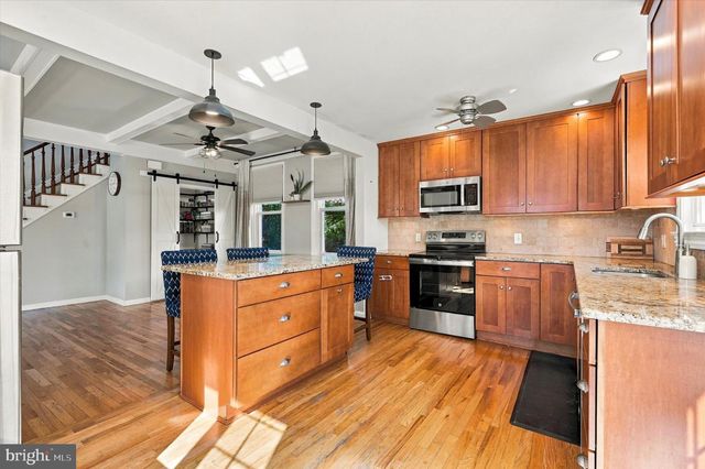 200 N SYLVANIA AVE, Jenkintown, PA 19046