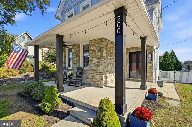 200 N SYLVANIA AVE, Jenkintown, PA 19046