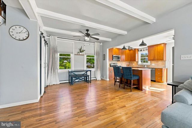 200 N SYLVANIA AVE, Jenkintown, PA 19046
