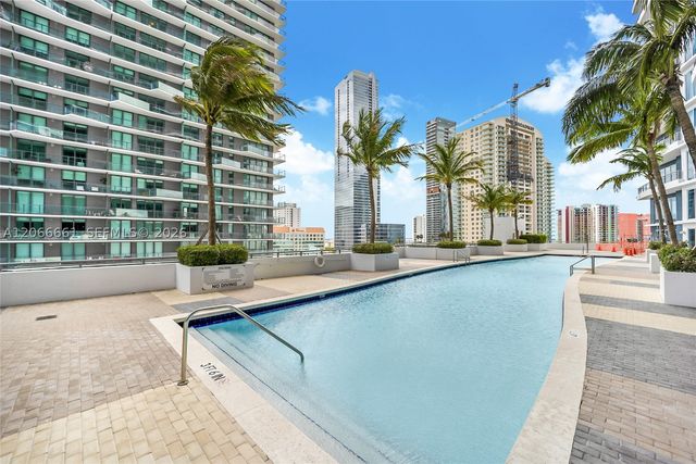 60 SW 13 ST 4208, Miami, FL 33130