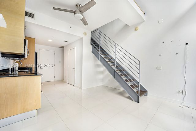 60 SW 13 ST 4208, Miami, FL 33130