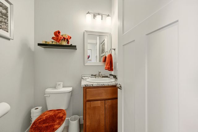 4833 Hathaway Drive, Medford, OR 97504