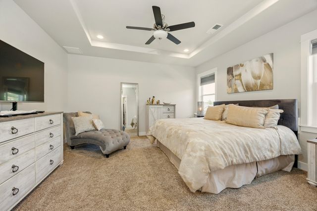 4833 Hathaway Drive, Medford, OR 97504