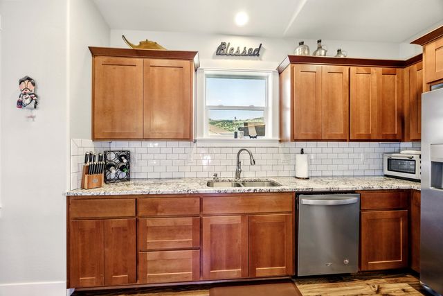 4833 Hathaway Drive, Medford, OR 97504