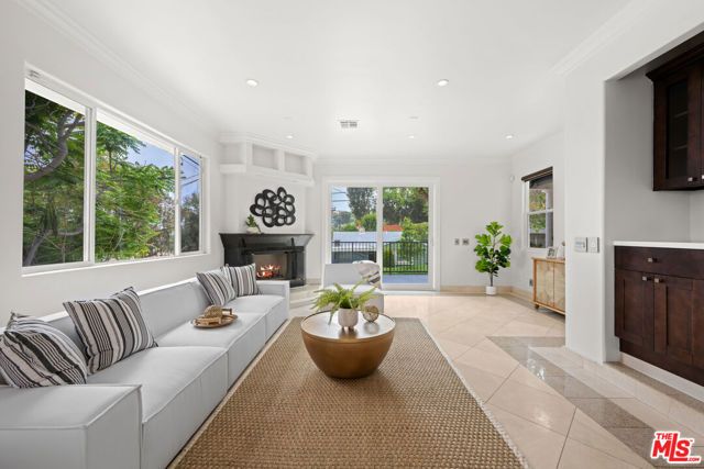 3959 Tropical Drive, Studio City (los Angeles), CA 91604