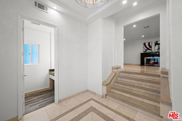 3959 Tropical Drive, Studio City (los Angeles), CA 91604
