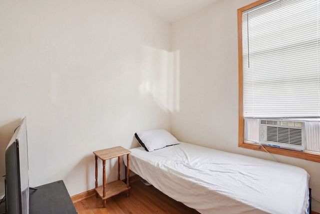 4505 S Fairfield Avenue, Chicago, IL 60632