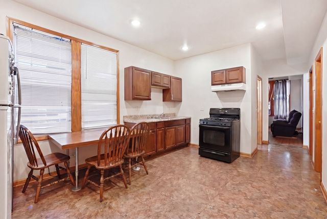 4505 S Fairfield Avenue, Chicago, IL 60632