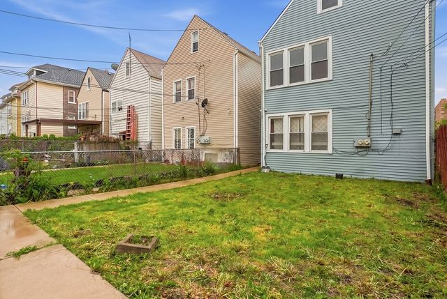 4505 S Fairfield Avenue, Chicago, IL 60632