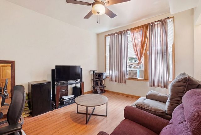 4505 S Fairfield Avenue, Chicago, IL 60632