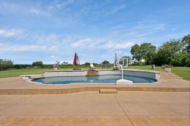 11360 County Road 1015, Crowley, TX 76036