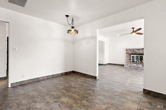 455 W M St, Benicia, CA 94510