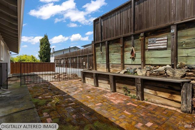 455 W M St, Benicia, CA 94510
