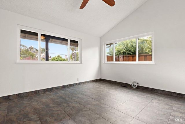 455 W M St, Benicia, CA 94510