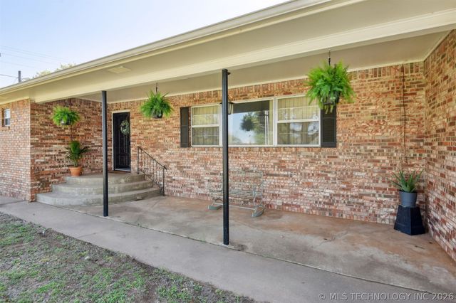 3042 State Hwy 48, Mannford, OK 74044