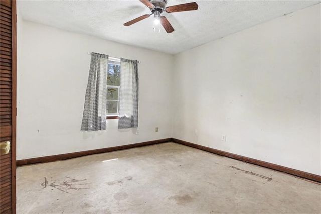 120 Carriage Circle, Stockbridge, GA 30281