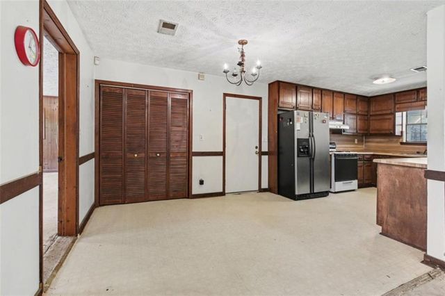 120 Carriage Circle, Stockbridge, GA 30281