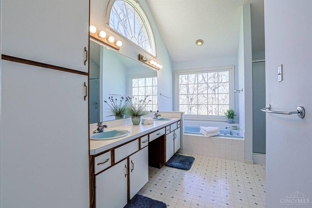 2776 London Ridge Trail, Hamilton, OH 45013