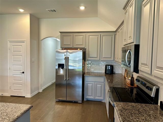 4228 Ambergate Drive, Fort Worth, TX 76036