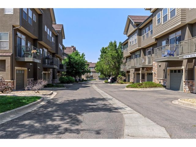 18727 E Yale Cir D, Aurora, CO 80013