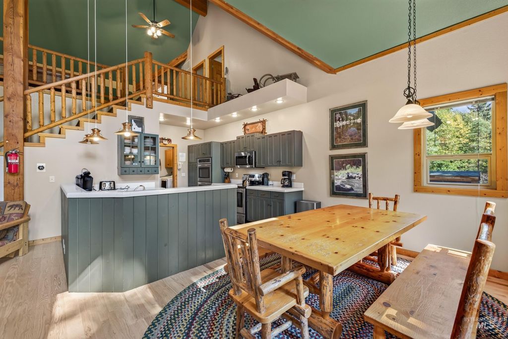 1190 Majestic View Drive, McCall, ID 83638 photo 4