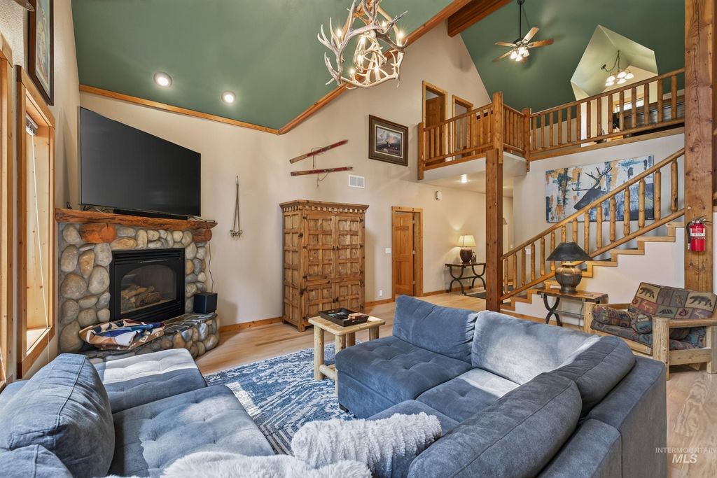 1190 Majestic View Drive, McCall, ID 83638 photo 5