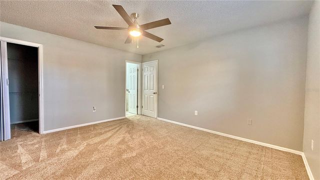 2744 MIDDLE STREET, Orlando, FL 32807