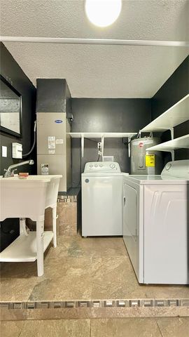 2744 MIDDLE STREET, Orlando, FL 32807