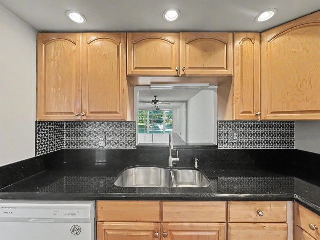 5171 W Oakland Park Boulevard 110, Lauderdale Lakes, FL 33313