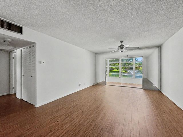5171 W Oakland Park Boulevard 110, Lauderdale Lakes, FL 33313