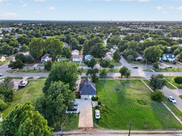 720 N Boulevard Street, Edmond, OK 73034