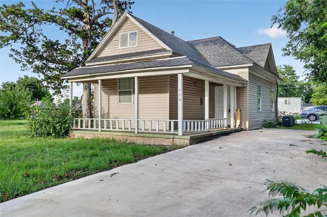 720 N Boulevard Street, Edmond, OK 73034