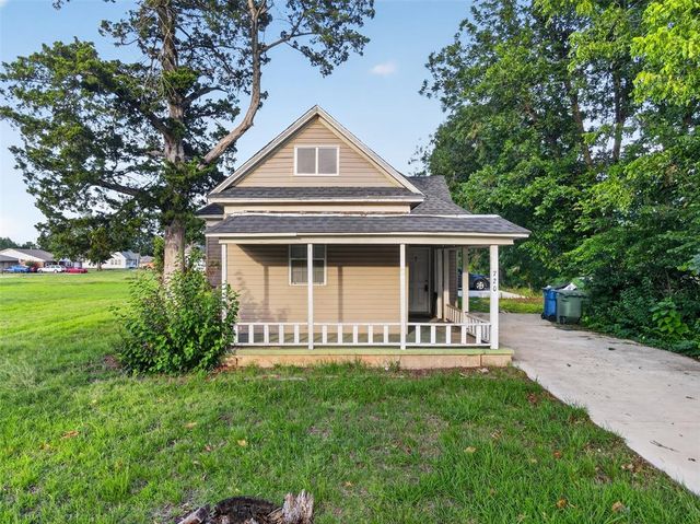 720 N Boulevard Street, Edmond, OK 73034