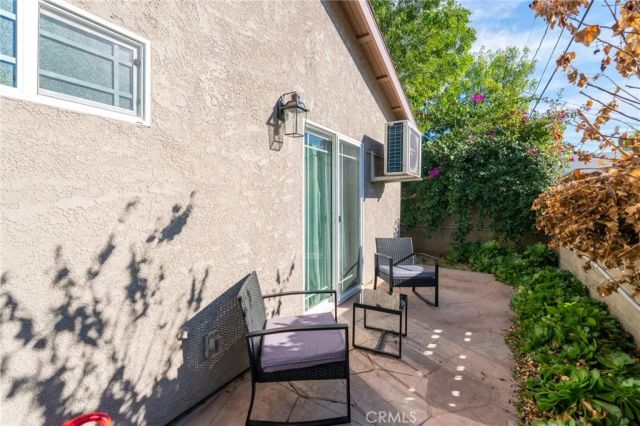 7647 Amestoy Avenue, Van Nuys, CA 91406