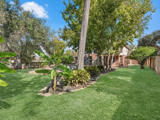 3231 Chapel Creek Way, Missouri City, TX 77459