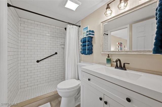 5220 Bonita Beach RD SW 111, Bonita Springs, FL 34134