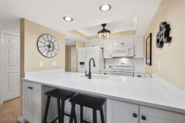 5220 Bonita Beach RD SW 111, Bonita Springs, FL 34134