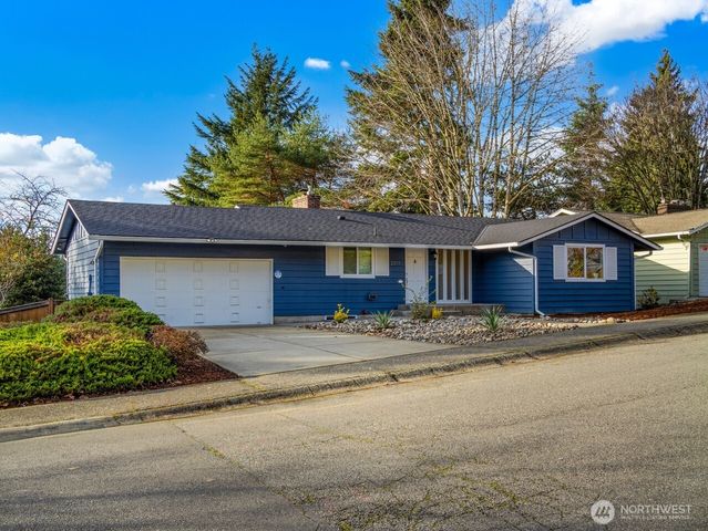 2317 137th Place SE, Bellevue, WA 98005