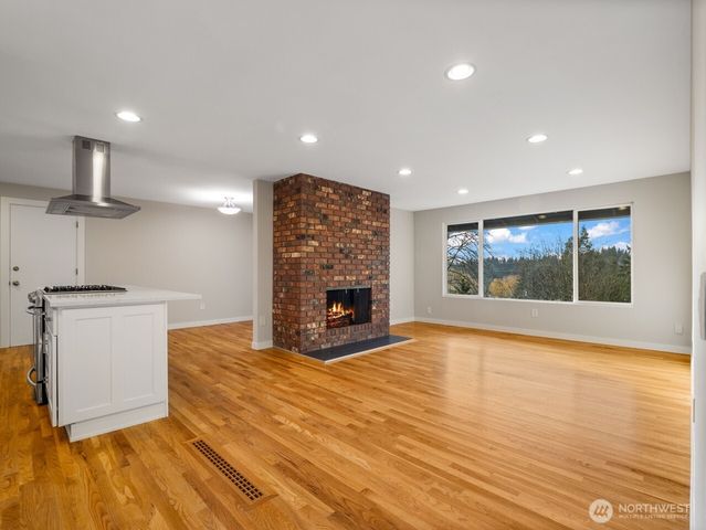 2317 137th Place SE, Bellevue, WA 98005