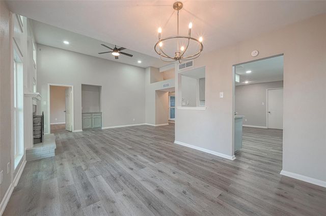 15638 Schumann Lane, Houston, TX 77083